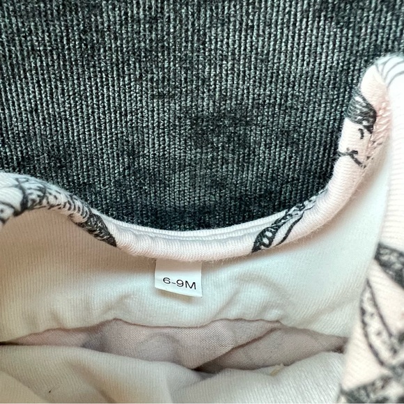 Jane + Jo Dinosaur Tunic and Bloomers Set Size 6-9 Months - Picture 3 of 10